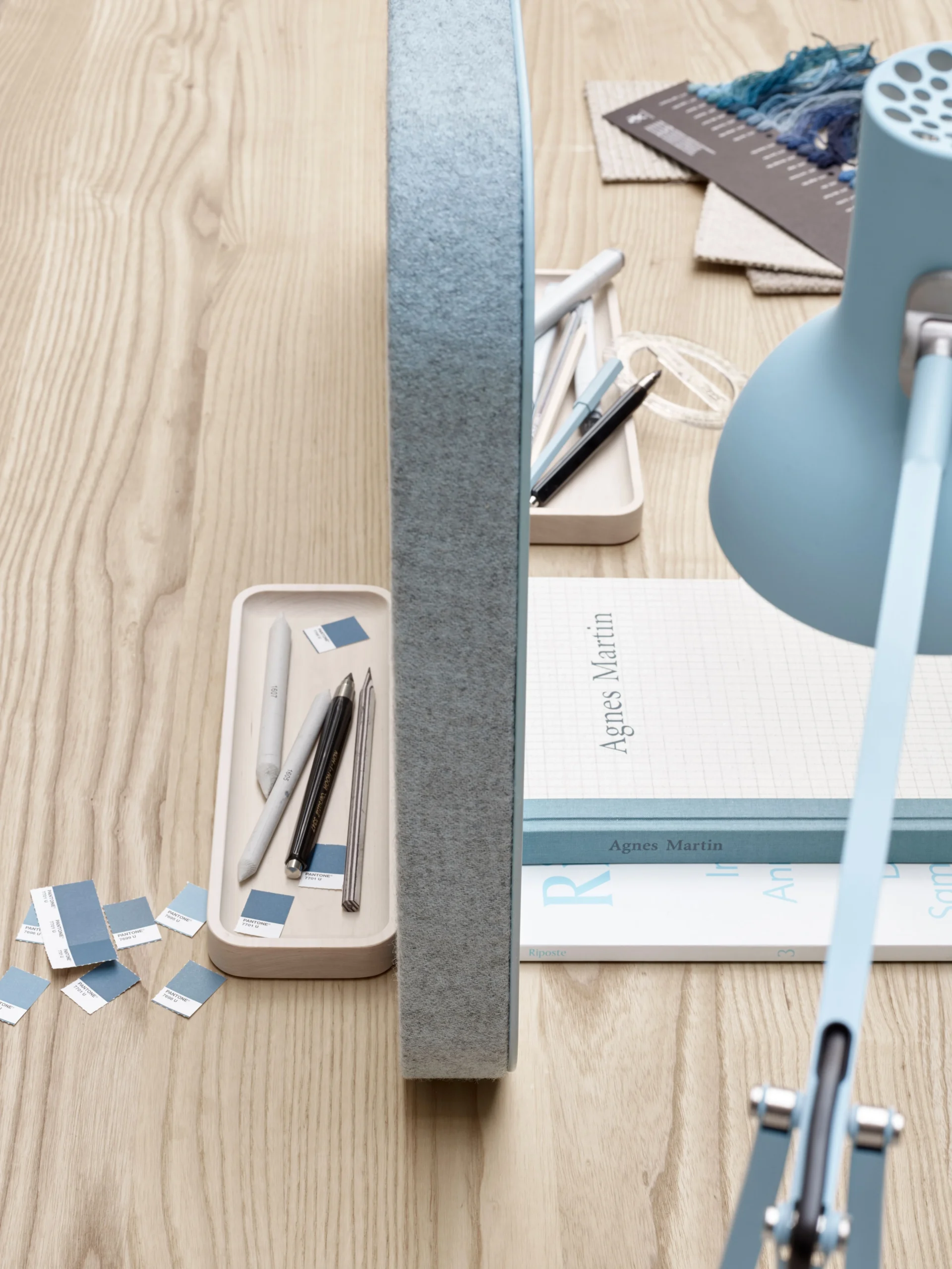 Lintex-Mood_Fabric_Table-21.webp